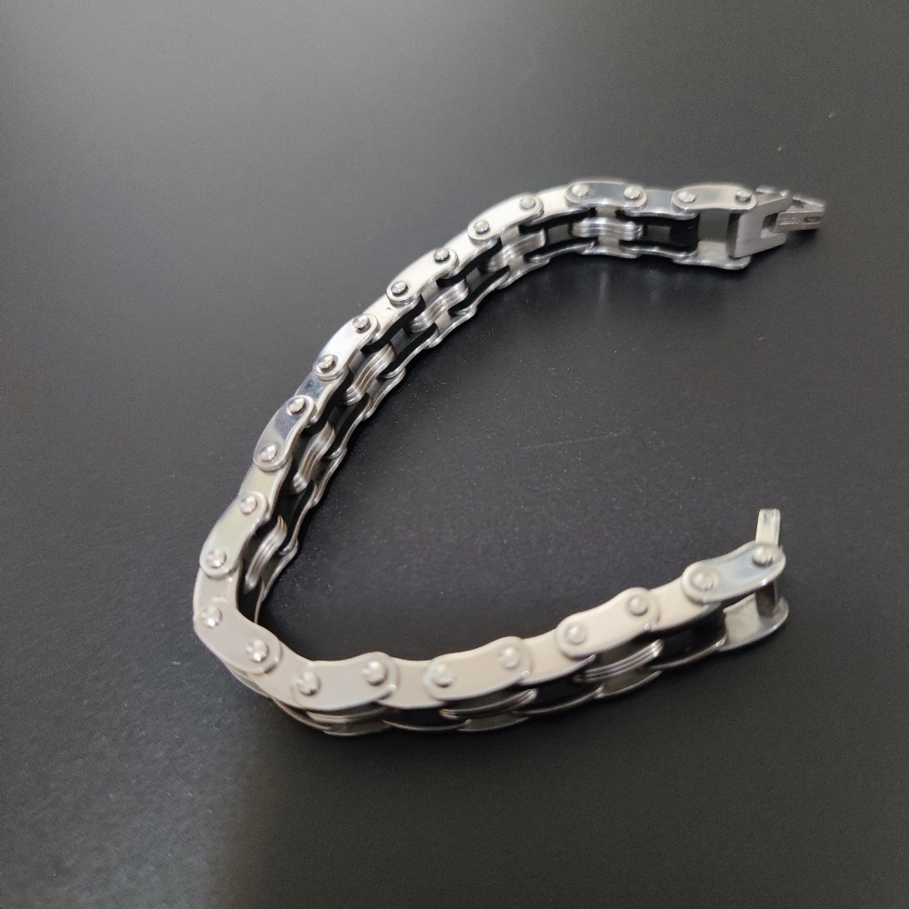NEW! Bracelet - Picture 4 of 7